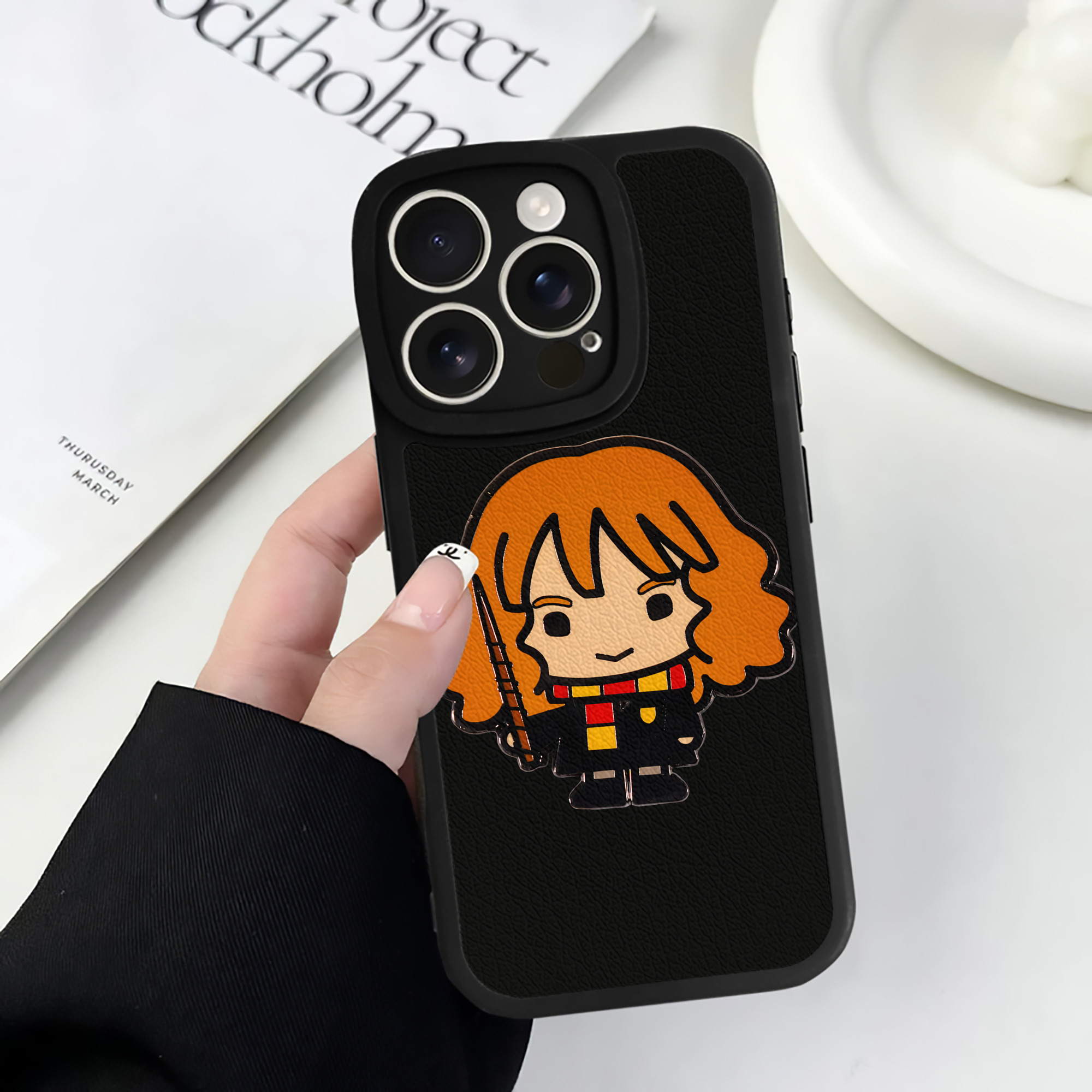 （画像用） Harry Potter ハリー・ポッターシリーズ 【iPhone 16シリーズ対応】シリコンスマホケース（レザー調） 材質：シリコン